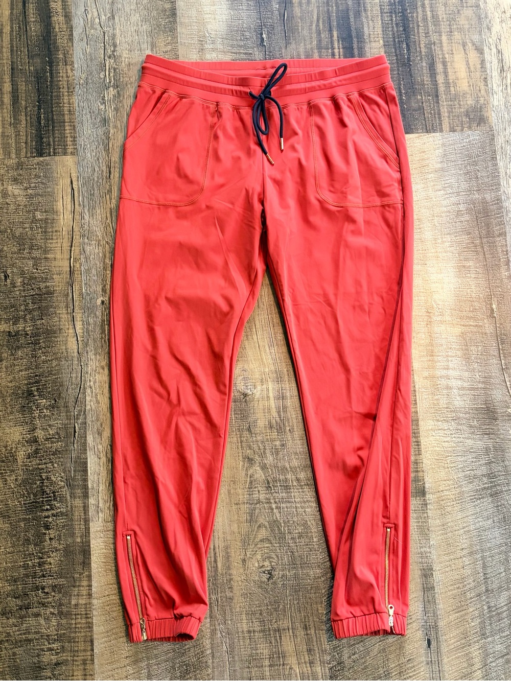 Zyia Women's Paprika Peak Zipper Jogger Pants